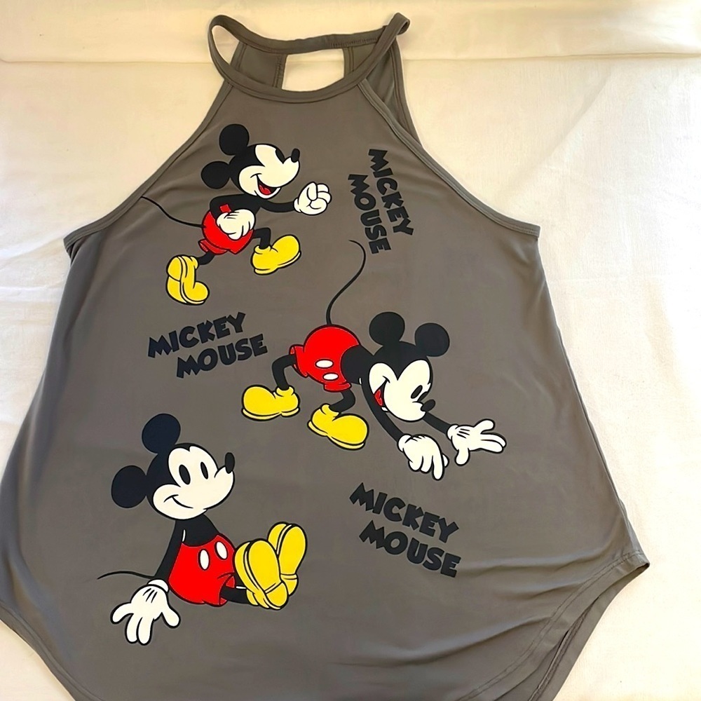 Disney Muscle Top Size M